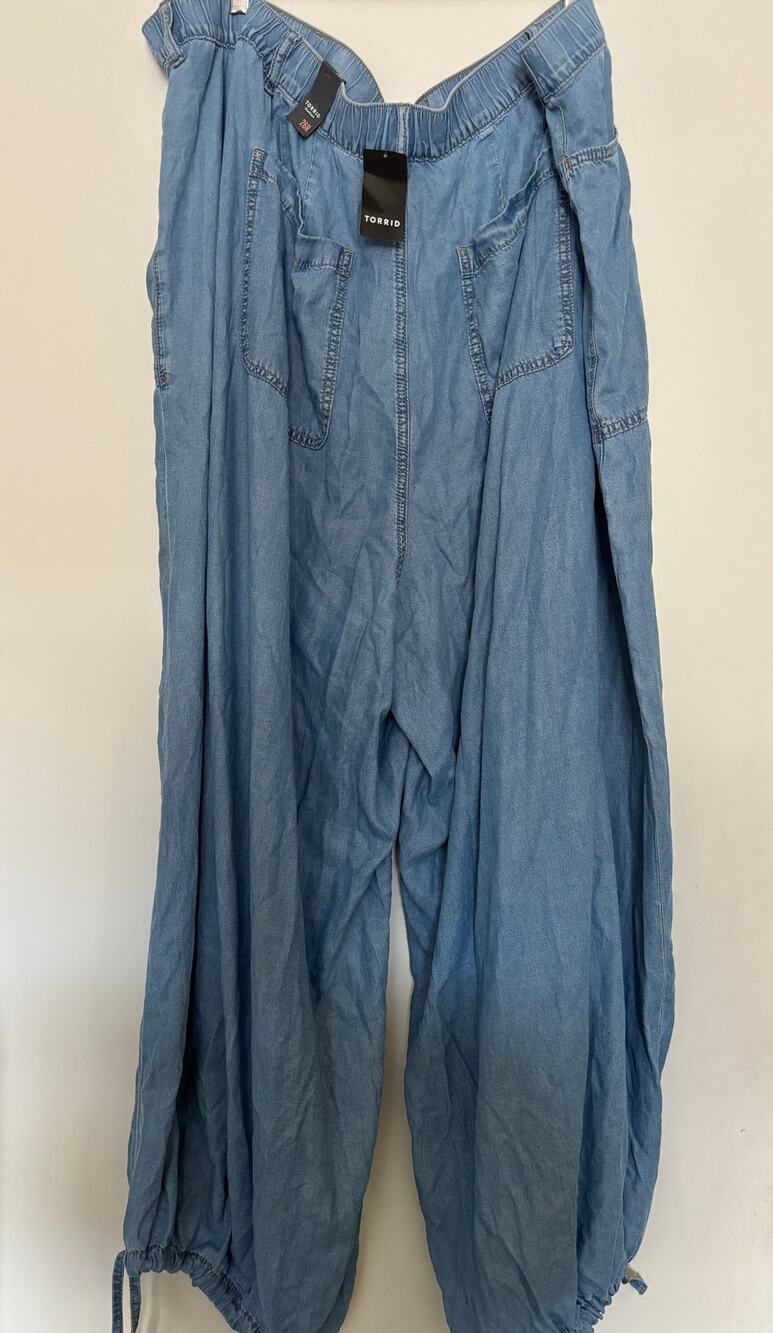 Torrid Womens Slouchy Balloon Jeans Plus Size 26 Light Wash Wide Leg Lightweight